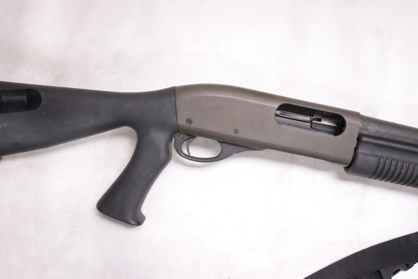 REMINGTON 870 Police Magnum 12 Gauge Police Trade-in Pistol Grip Shotguns with 14 Inch Barrel